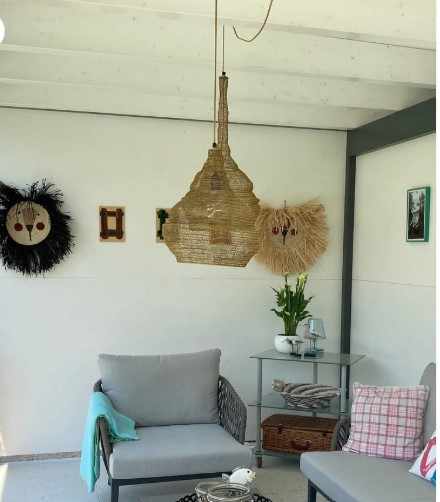 Lanterns and Light: A Warm Glow That Shapes Atmosphere and Emotion