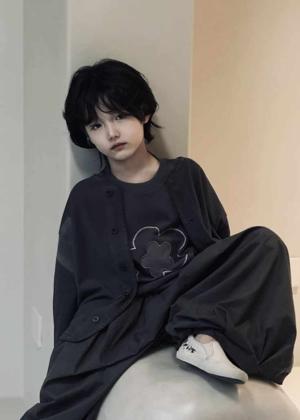 अब से तुम मेरी बेबीसिटर हो!