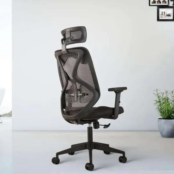 What Makes a Rolling Desk Chair a Better Option Now?