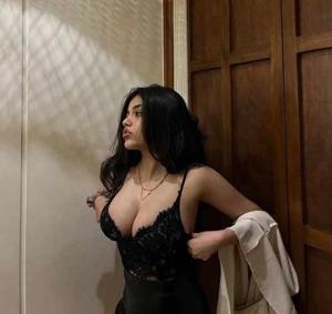 My Father's sexy best friend 🔞 🥵 💦 🔥 🫦