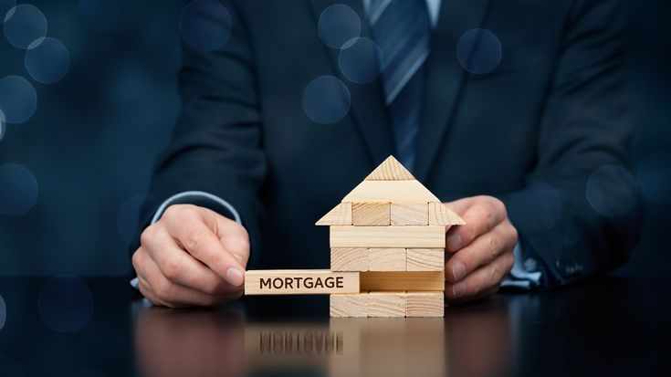 Should You Trust A Mortgage Broker With Your Loan?