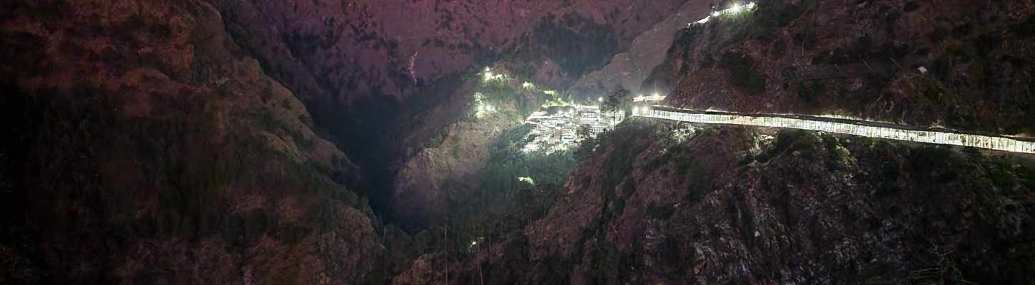 Vaishno Devi Patnitop Tour Package – Book Jammu Katra Trip