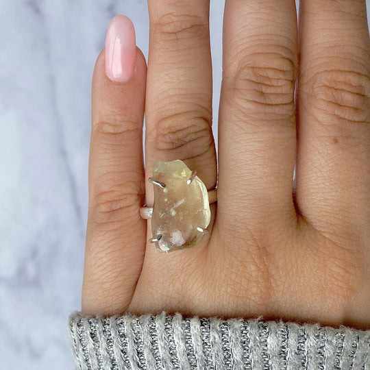 Libyan Desert Glass Rings: Mystical Jewelry from Ancient Sands
