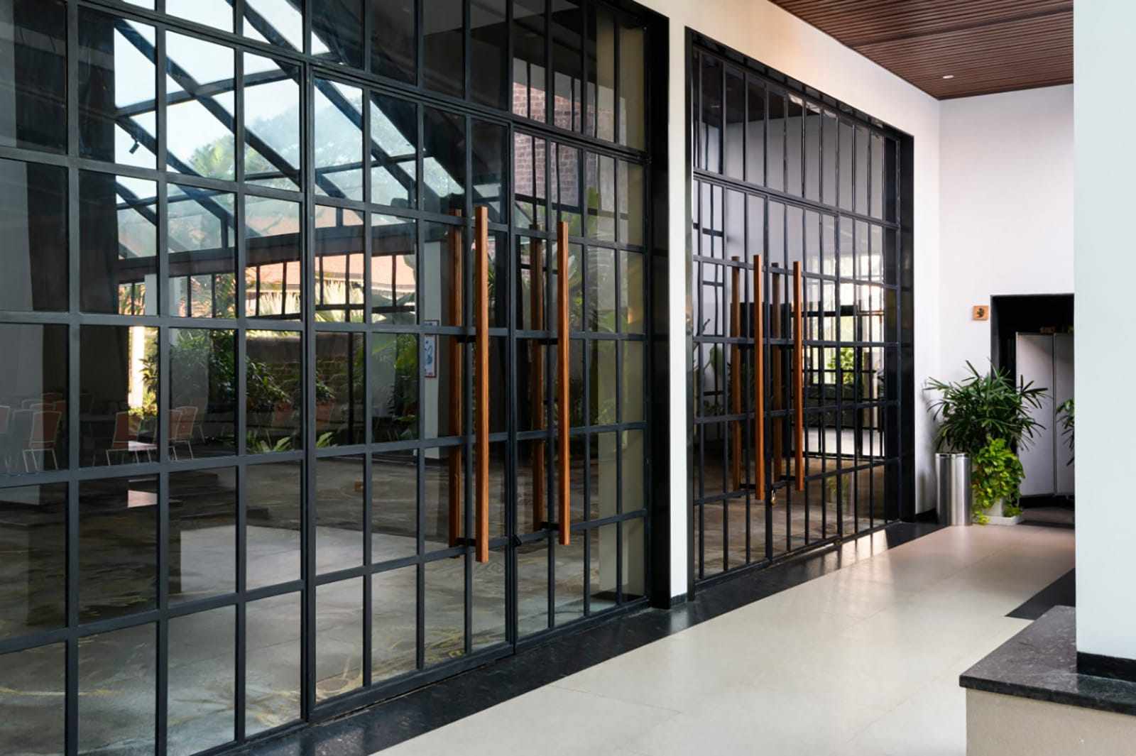 Do Aluminium Doors and Windows Enhance Your Home’s Beauty?