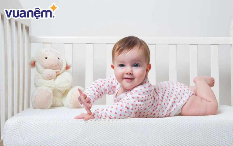 Làm thế nào để chọn được nệm cao su an toàn cho bé sơ sinh?
