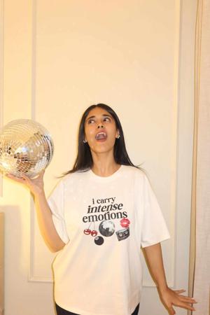 What Are The Best Ways To Style A Printed Oversized T Shirt?