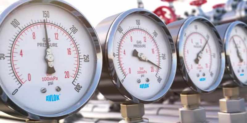 Understanding Pressure Gauges: Types, Uses, and Industry Applications