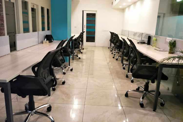 How to Choose the Best Coworking Space in Dwarka Mor for Your Startup