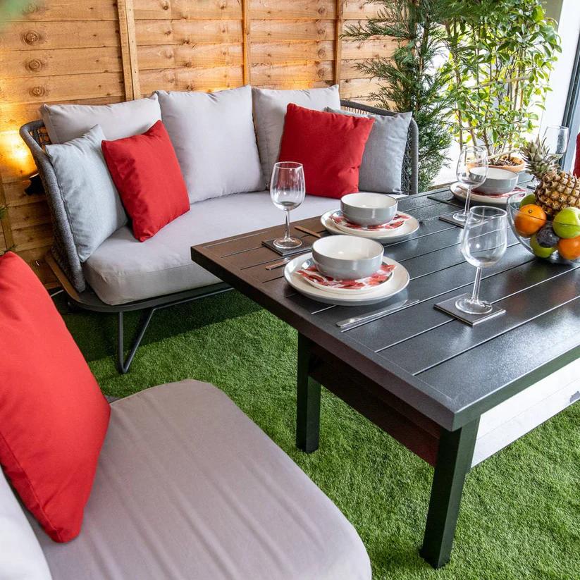 What Should I Look For In A Rattan Garden Furniture Sale?