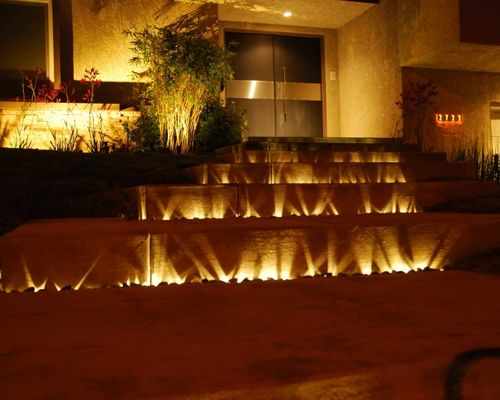 Achieve Perfect Outdoor Illumination with Track Lighting for Outdoors