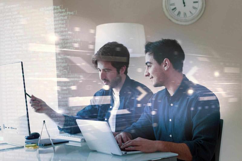 custom software development team