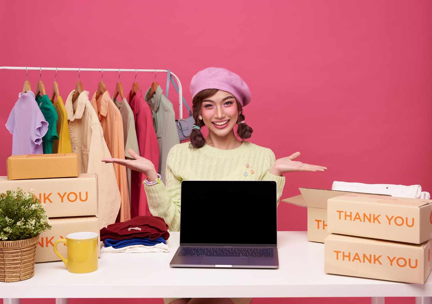 Key Factors to Consider When Choosing a Branded Clothes Supplier