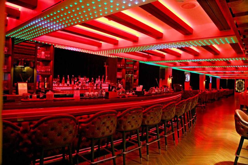 Experience Luxury at a 5 Star Hotel in Thane - Planet Hollywood