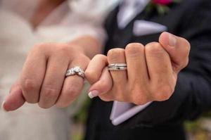 Jenifer Maison - Women's Moissanite Wedding Bands
