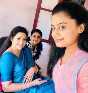 Episode 3 - റാണിയുടെ മടിയിൽ കിടത്തി അഞ്ചുമോളുടെ സീൽ പൊട്ടിക്കുന്ന വരുണും, കണ്ട് നിൽക്കുന്ന അനുമോളും | ദൃശ്യം