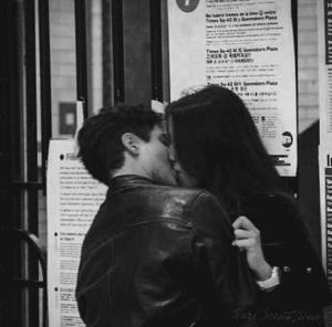 Part 2 โ Behind Closed Doors ๐ช๐ฆ