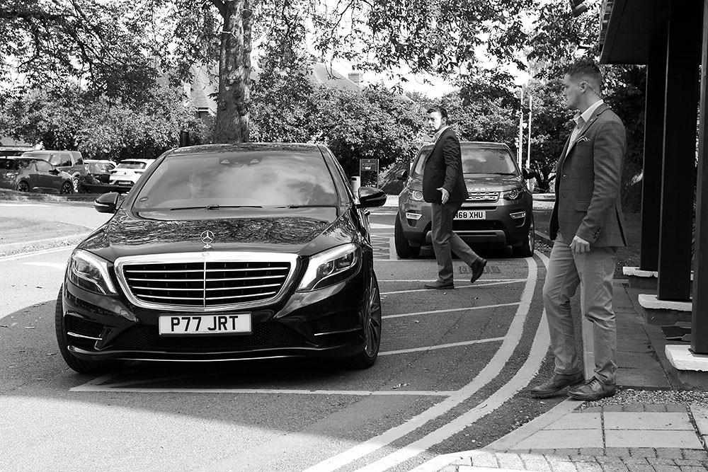 Why Professional Chauffeur Services in Paris Are the Smart Choice for Travelers