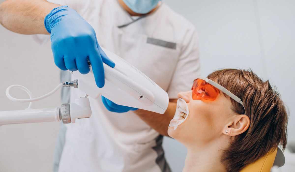 Why Choose a Professional Teeth Whitening Service in Port Moody?