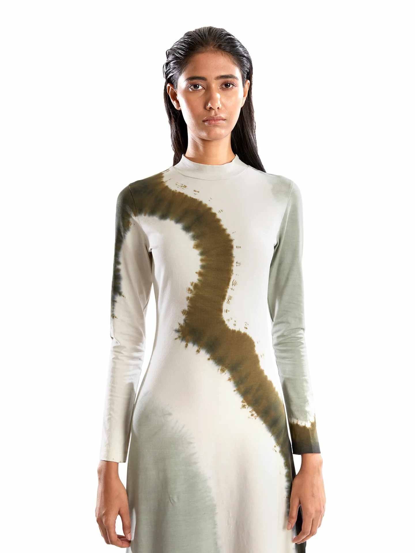 Trendy Fashion Accessories and Tie-Dye Styles for Women