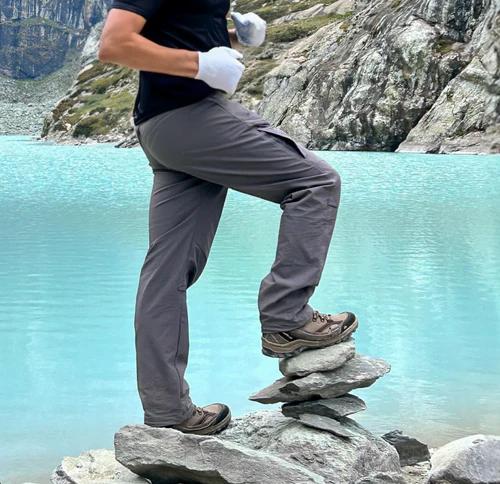 Trekking Pants Guide: Comfort, Fabric & Trail Performance Explained
