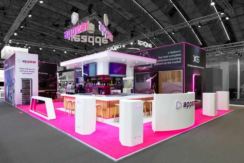 Choosing The Right Retail Graphic Designers for Trade Show Booth Rental Projects Netherlands