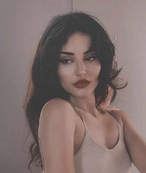 𝓛𝓲𝓵𝔂 logo