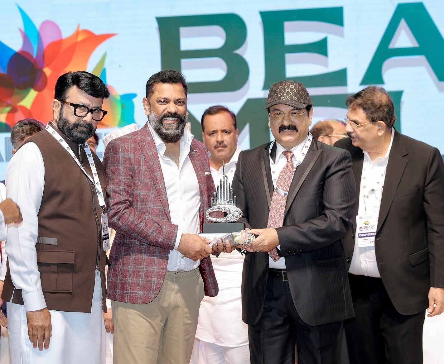 Prominent Indian Lawyer Honoured with ‘Best Indian Lawyer in the UAE’ Award