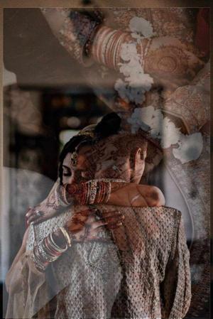 मुझे सारा दिन बेड से बांध कर रखें।