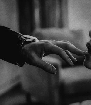 मनस्वी मायके चली गई