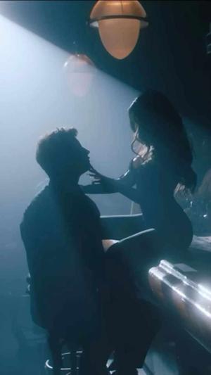 Akshita's first kiss 👄