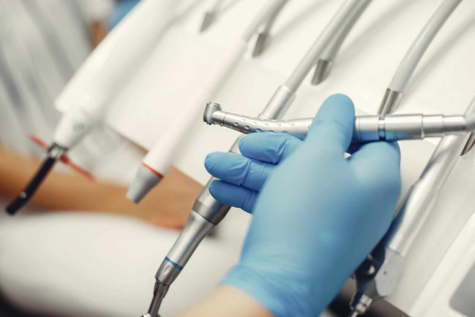 Why Do Dentists Recommend Multi-Unit Abutments for Full Arch Implants?