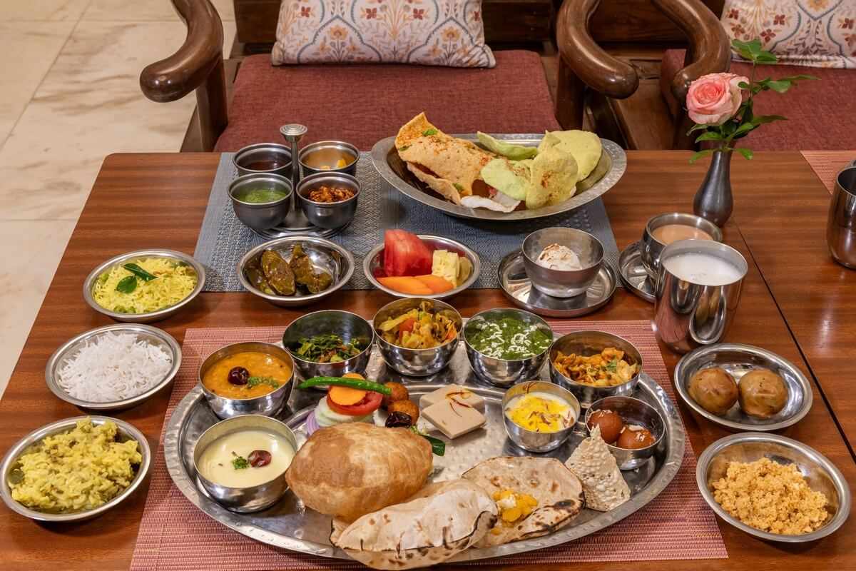 Aur Jalsa – Pure vegetarian 5-star restaurant Baga Beach North Goa