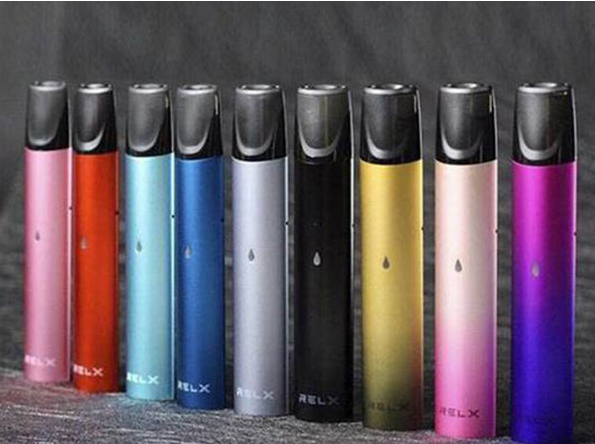 RELX主機的充電指示燈解讀:電量狀態一目了然