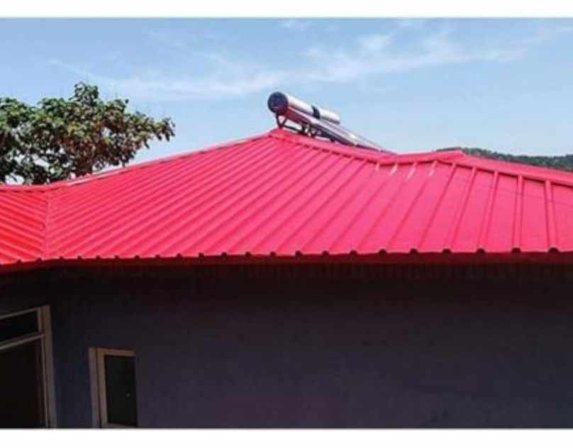 Tin Shed vs. Concrete Roof: What’s Better for Dehradun?