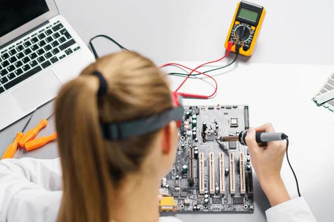 High-Quality Quartz Oscillators for Precision Timing | Electronic Component