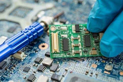 High-Performance Oscillator ICs for High-Precision Timing Solutions