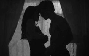 वर्चस्व आया निशी से मिलने