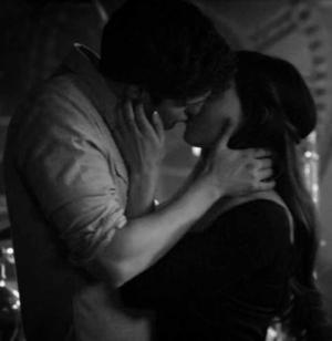 वर्चस्व का इजहार-ए-मोहब्बत