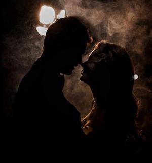 वर्चस्व V/s नेत्रा