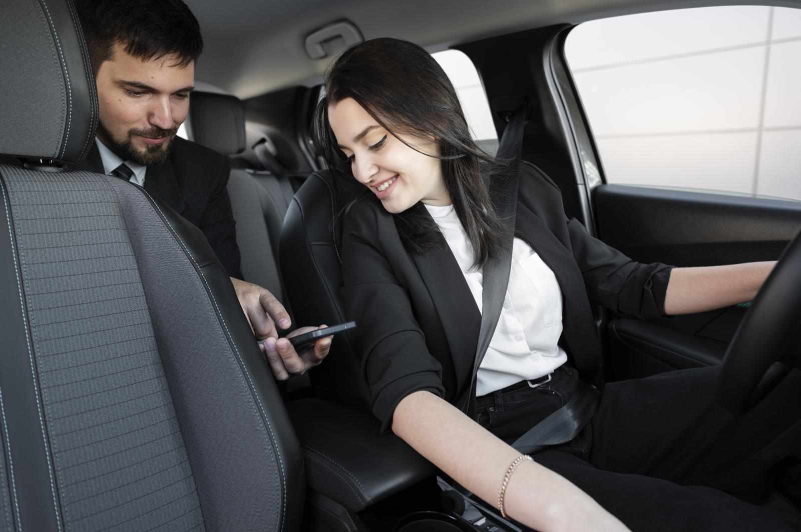 Zirakpur to Delhi Taxi Service – Affordable One-Way & Round Trip Cabs