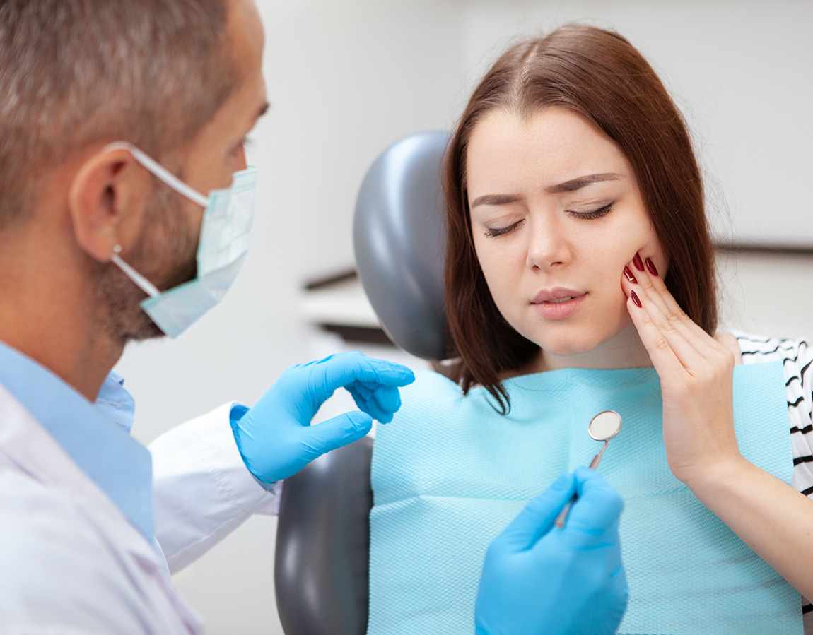 Safe and Comfortable Oral Cleaning in Macclesfield with Experienced Dentists