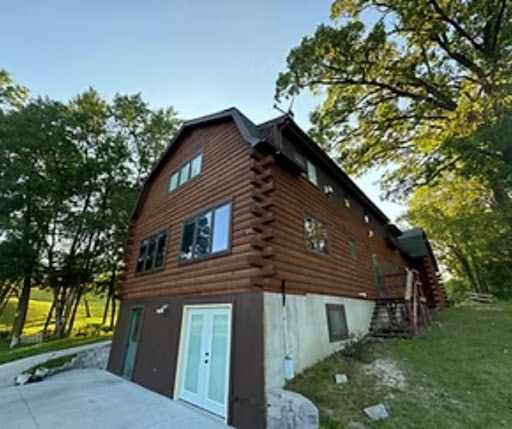 Decay in Disguise: Why Rotten Logs Demand Immediate Log Cabin Repair