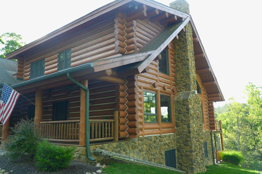 Expert Tips for Log Home Maintenance and Preservation