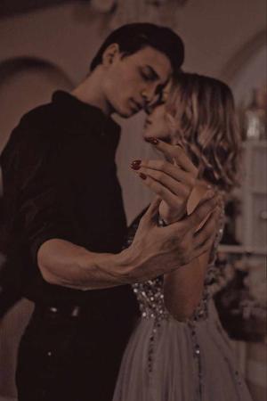 writer_girl_zaalim logo