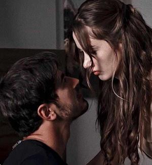 क्या ये आपकी नई नौकरानी है ?