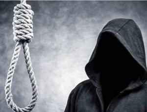 उसे फासी की सजा दिलवा कर रहूंगी।