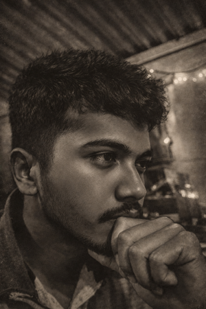 𝐘𝐔𝐍𝐎𝐕𝐀 logo