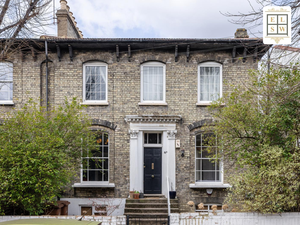 Top Signs You Need a Sash Window Replacement