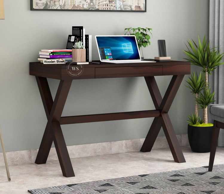 Wooden Study Table vs. Engineered Wood Study Table: Which is Better?