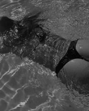 Hot flush | 18+